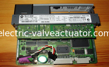 Un buen precio. PLC Programmable Logic Controller AB Allen Bradley 1747-L532 Ser E SLC500 PLC Processor en línea