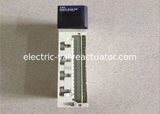 Un buen precio. Schneider 140DDO84300 DC módulo de salida Modicon Quantum PLC 100% nuevo Original en línea