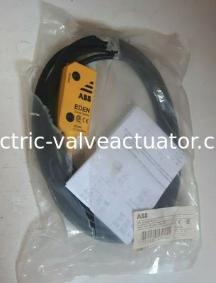 Un buen precio. LA UNIDAD W/3M DEL SENSOR DE LA SEGURIDAD 2TLA020051R0200 TELEGRAFÍA W/M12 SUBSTITUIDO POR 2TLA020051R5100 en línea
