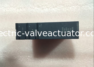 Un buen precio. Q25HCPU PLC Controlador lógico programable RS232C Tipo de puerto de comunicación en línea