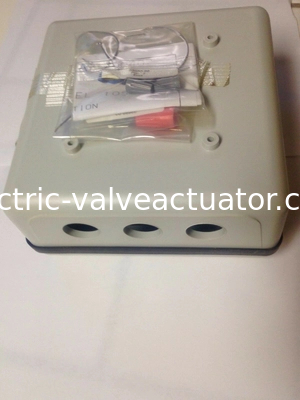 Un buen precio. 1055-01-11-24-32 Analizador de pH EMERSON Digital Solu Compll 1055 115/230V 50/60HZ 8W en línea