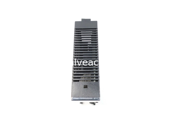 Un buen precio. IC693MDL940 módulo de salida, rango de voltaje de 5V a 30V DC, rango de frecuencia de 50Hz a 60Hz en línea