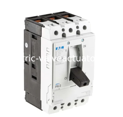 Un buen precio. Interruptor automático Eaton PN2-250 con capacidad de interrupción de 80 kA protege sistemas de alimentación de alta demanda en línea