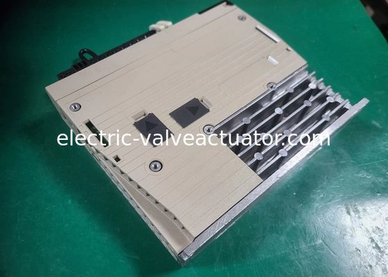 Un buen precio. Yaskawa SGDV-R70A01A Sigma 5 Drives AC Servo 200 V 3 PHASE Base Mounted en línea