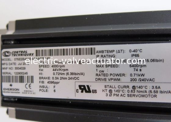 Un buen precio. 075E2B401BACAA075140 Servo Motor FM 75 MM Frame Size 220 VAC Standard Peak Torque en línea