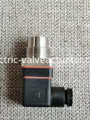 Un buen precio. KOBOLD TWR120900 Interruptor de Terminal Fiable, Duradero y Compacto para Automatización Industrial en línea