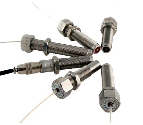 Un buen precio. Sensor de velocidad magnetoeléctrico de 10000RPM LVDT CS-1 CS-2 CS-3 en línea